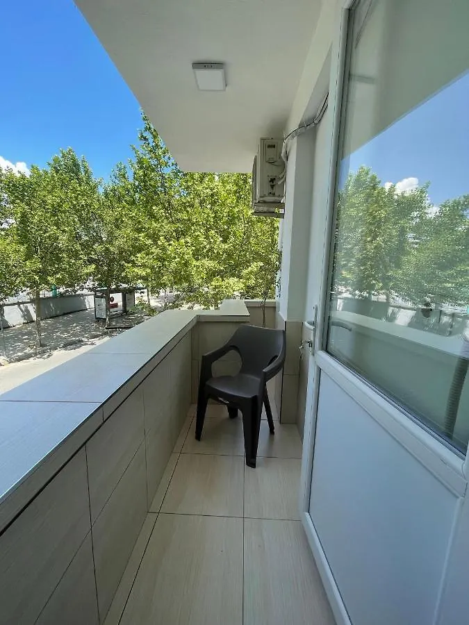 Lovely One-Bedroom Apartment With Private Entrance Tirana